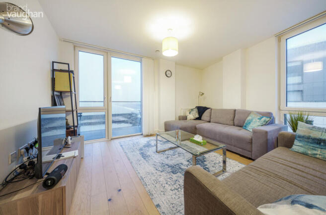 1eabe5ad-bee8-4a5...