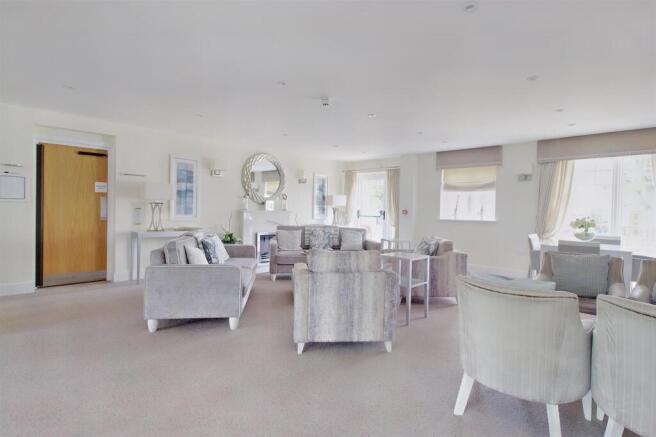 8549605-interior14-800.JPG
