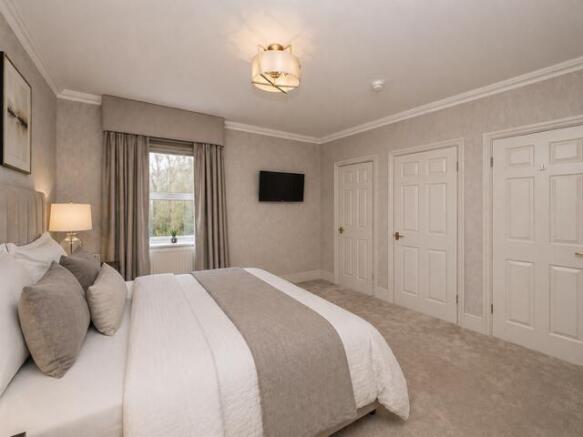3 bed Apartment for sale Image 4
