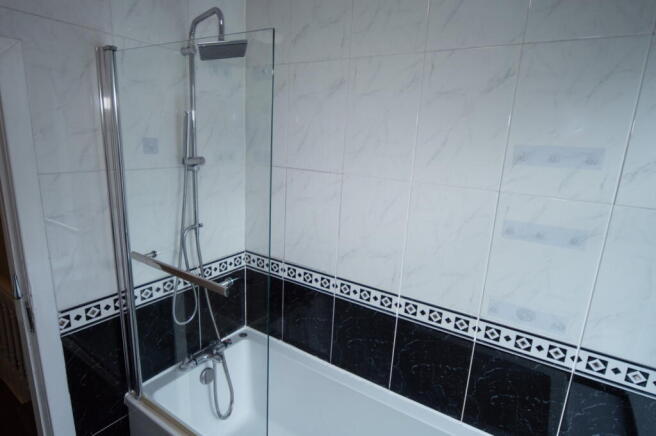 2 bed End of Terrace to rent Image 11