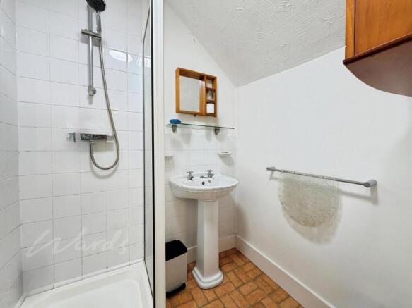 Margate 50 shower...