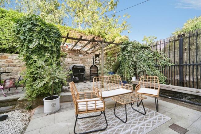 2 bed Terraced for sale Image 4
