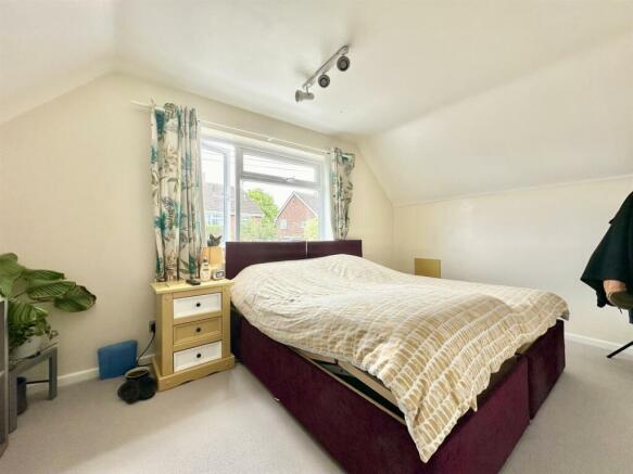 Bedroom1.jpg