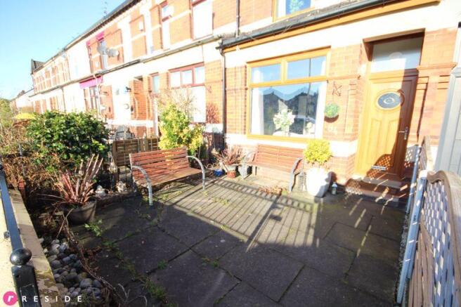 Forecourt Garden