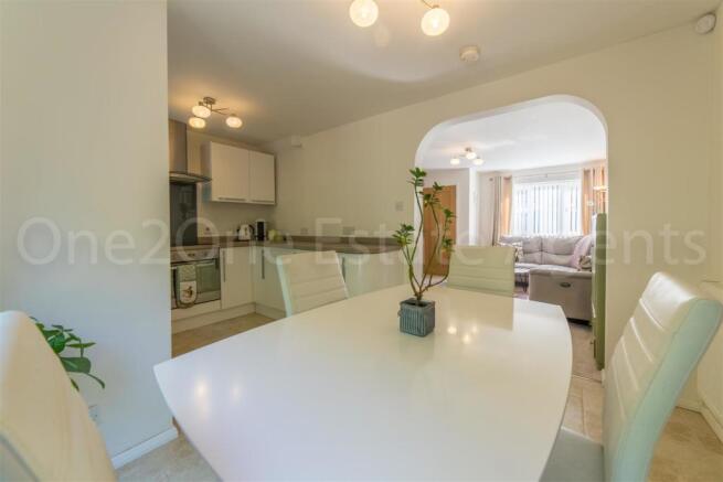 13 Lavender Way,-17.jpg