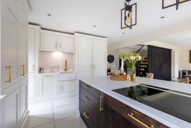 Open plan kitchen and dining room - large island