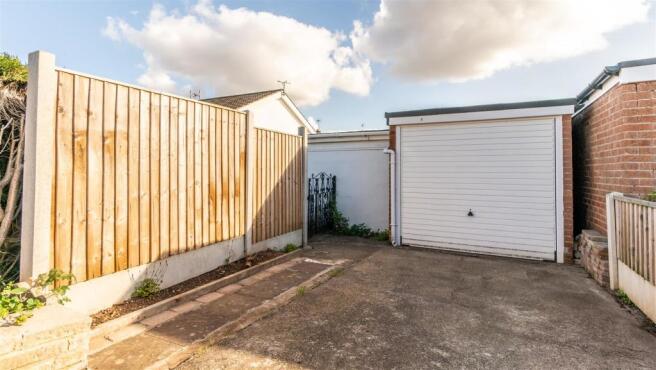 Integral Single Garage