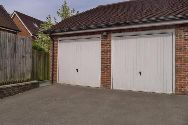 DOUBLE GARAGE