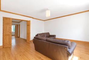 Flat 3, 18 Aston Court, Lansdowne Road, London SW20 8AW