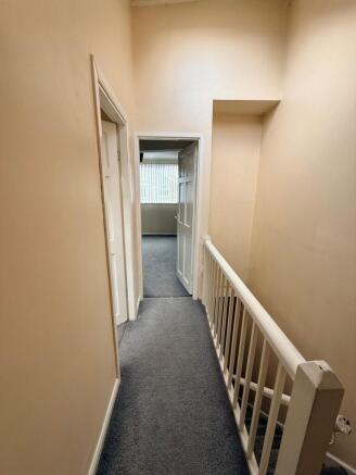 4 bed Terraced for sale Image 12