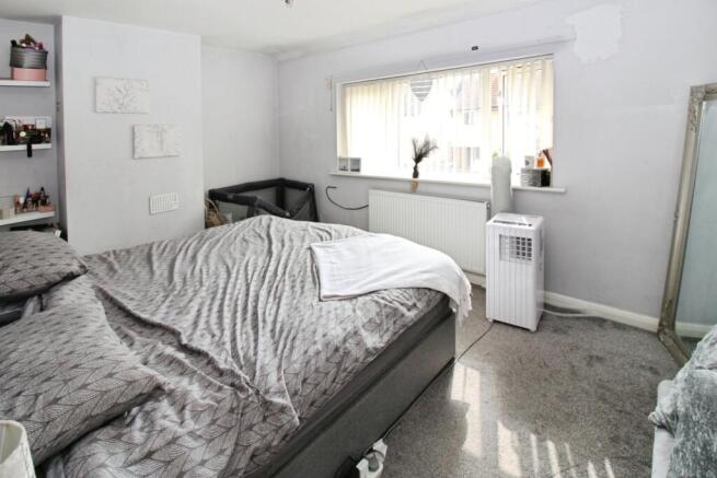 2 bed Terraced for sale Image 7