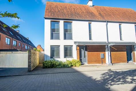 Lotherington Avenue, Derwenthorpe, York, YO10 3TU