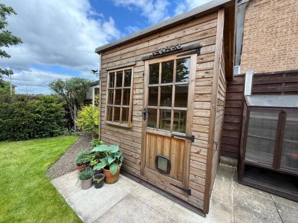 2 bed Not Specified for sale Image 12