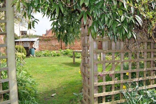 GARDEN