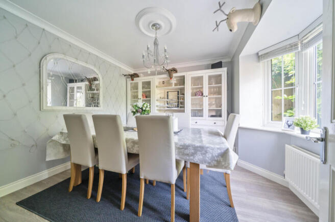 1306328-19-6852fe...