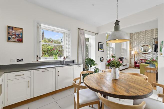 3 bed End of Terrace for sale Image 8