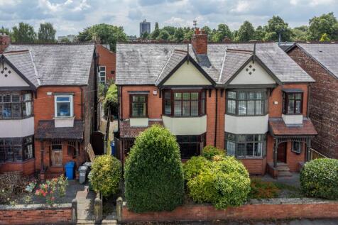 Derbyshire Lane, Stretford, M32