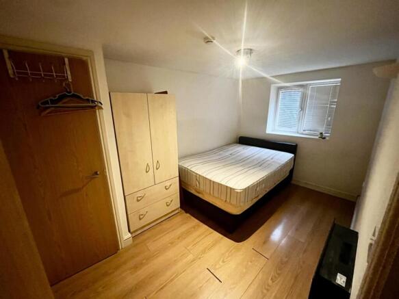 1 bed flat to rent Broadway, Roath CF24