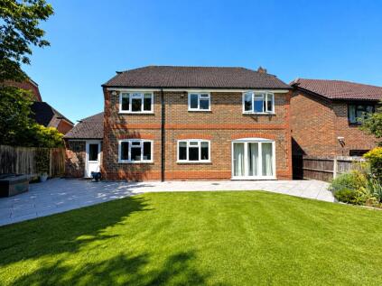 Brambles Close, Ash, Surrey, GU12