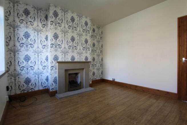 3 bed Terraced to rent Image 4
