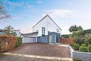 10, Manor Way, Bristol BS8 3UY
