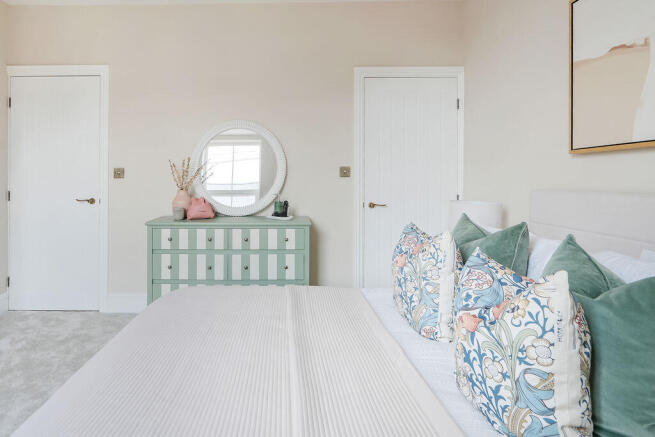 3 bed Terraced for sale Image 12