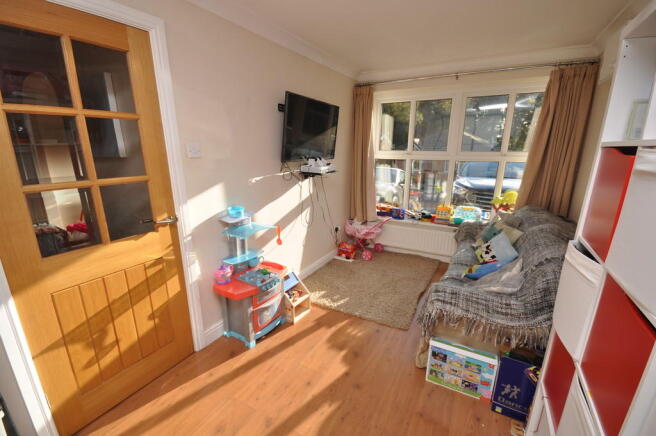 Photo 10
