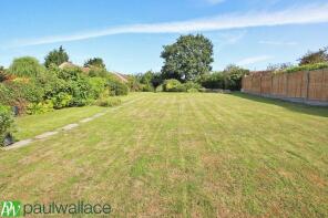 25, Shooters Drive, Nazeing, Waltham Abbey EN9 2QA