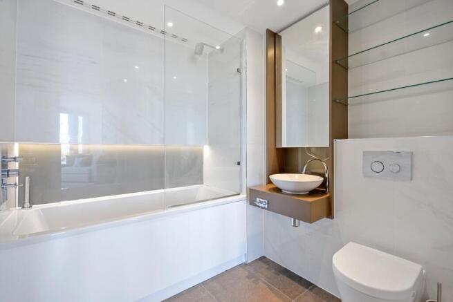 PH - Chronicle Tower - Bathroom3-1.jpg