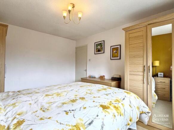 3 bed Detached for sale Image 12