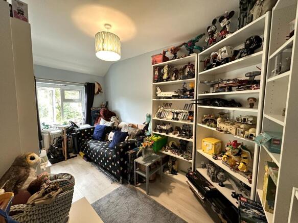 Photo 11