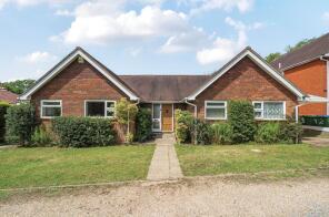 The Gables, Little East Street, Billingshurst RH14 9PN