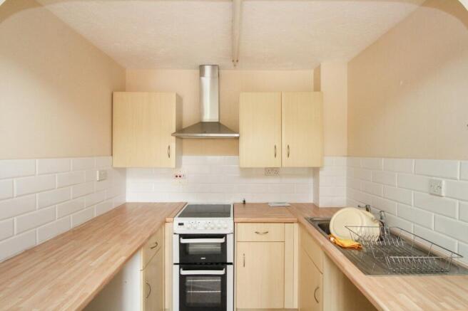 Brighton Road, Crawley, West Sussex. RH11 8TZ photo 4