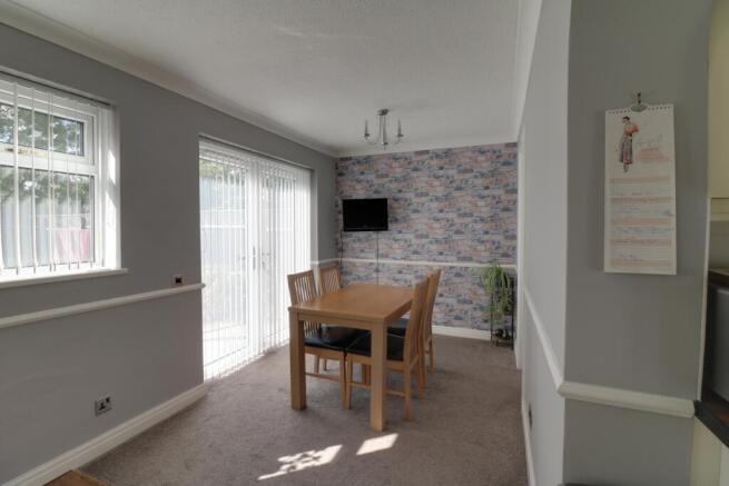 3 bed Semi-Detached for sale Image 11