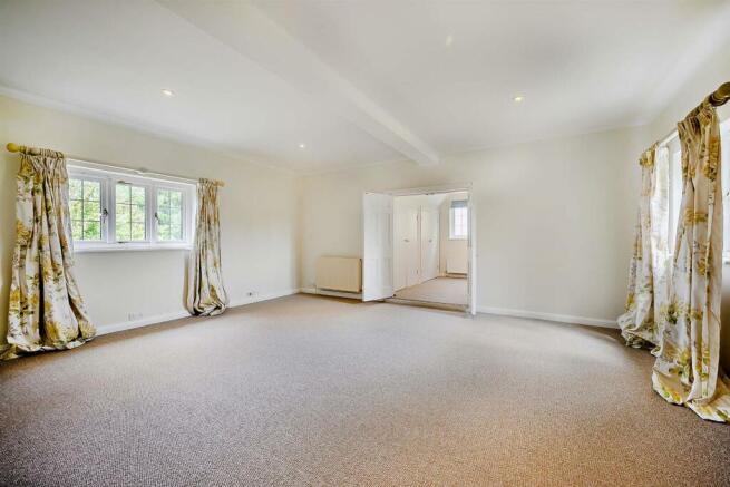 8562440-interior13-800.jpg