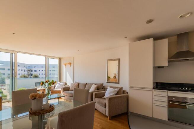 Lounge Kitchen