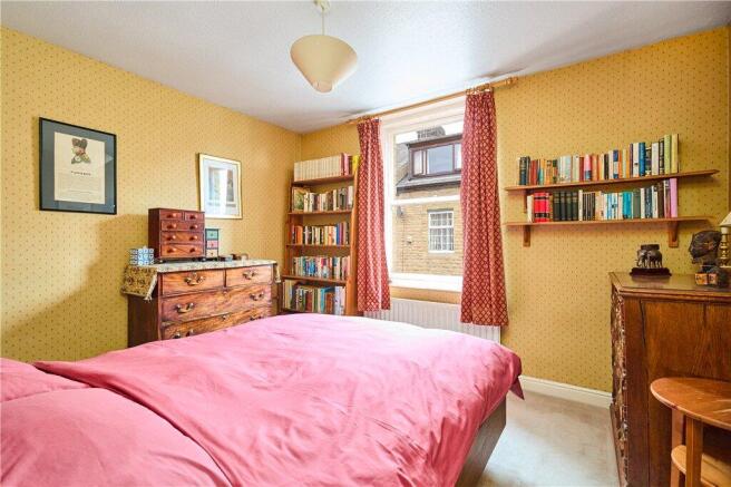 3 bed Terraced for sale Image 10