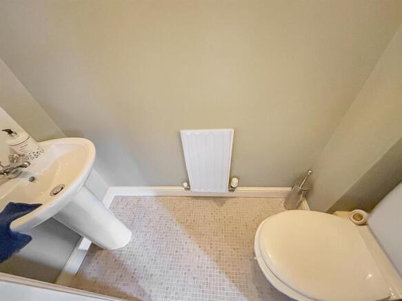 4 bed Town House for sale Image 12