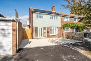 33, Denvilles Close, Havant PO9 2QY