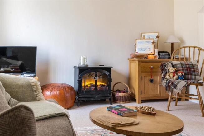 Elizabeth Close Fireplace.jpg