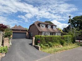 6 Sarafina, Fox Pond Lane, Lymington SO41 8FW