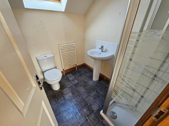 En-Suite to Bed 3