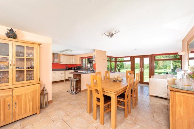 Dining/Garden Room