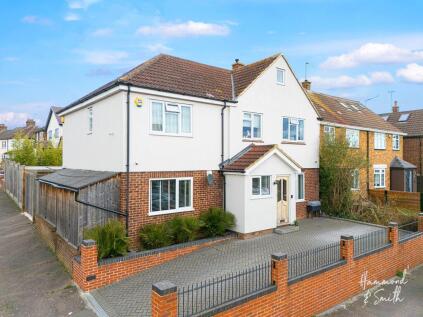 Allnutts Road, Epping, CM16