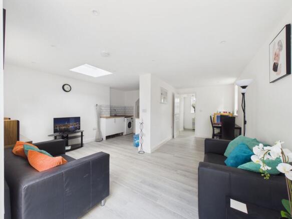 Living/ Kitchen Area
