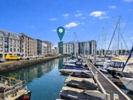 Flat 15, 8 Pinnacle Quay, Harbour Avenue, Sutton, Plymouth PL4 0BJ