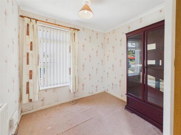 2 bed Semi-Detached Bungalow for sale Image 6