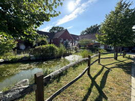 16, Rookery Court, Tonbridge TN12 9AZ
