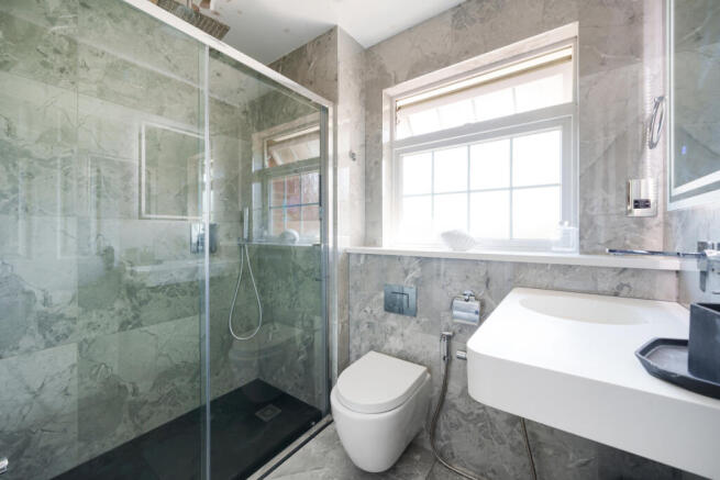 Family Shower Room