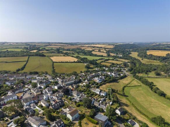 Tregony_aerials-02 irus.jpg